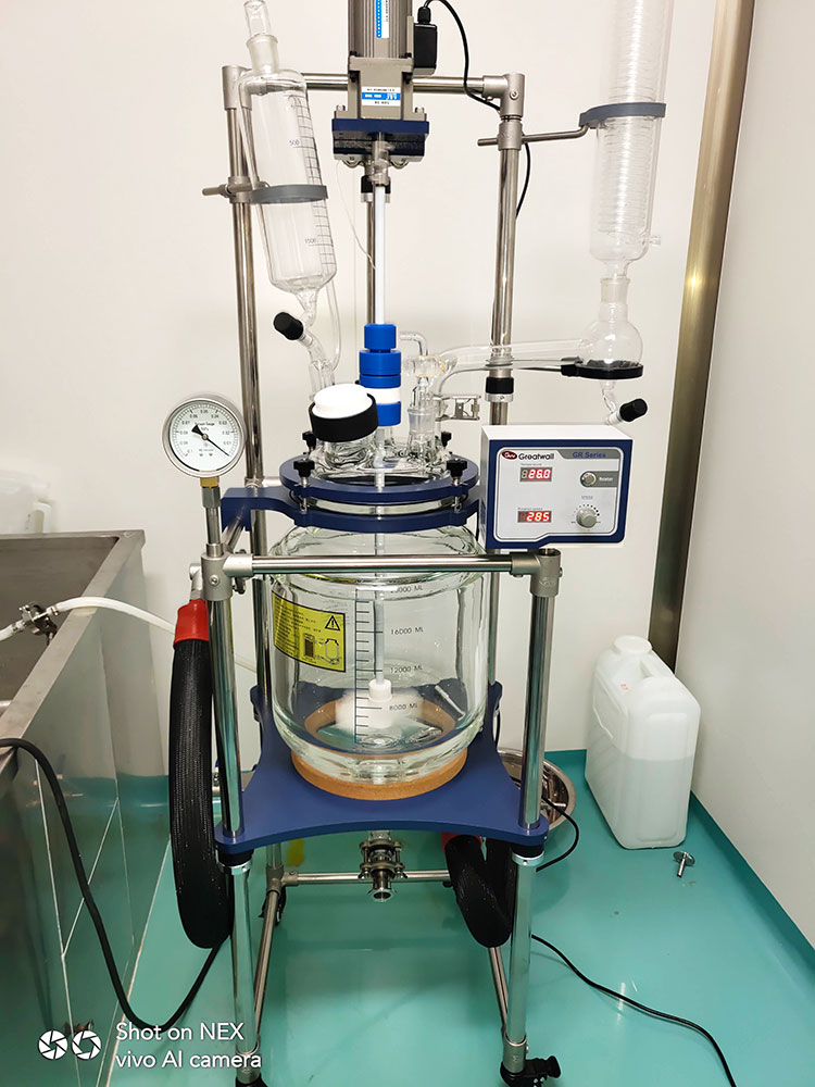 冬季怎樣給玻璃反應釜保溫？